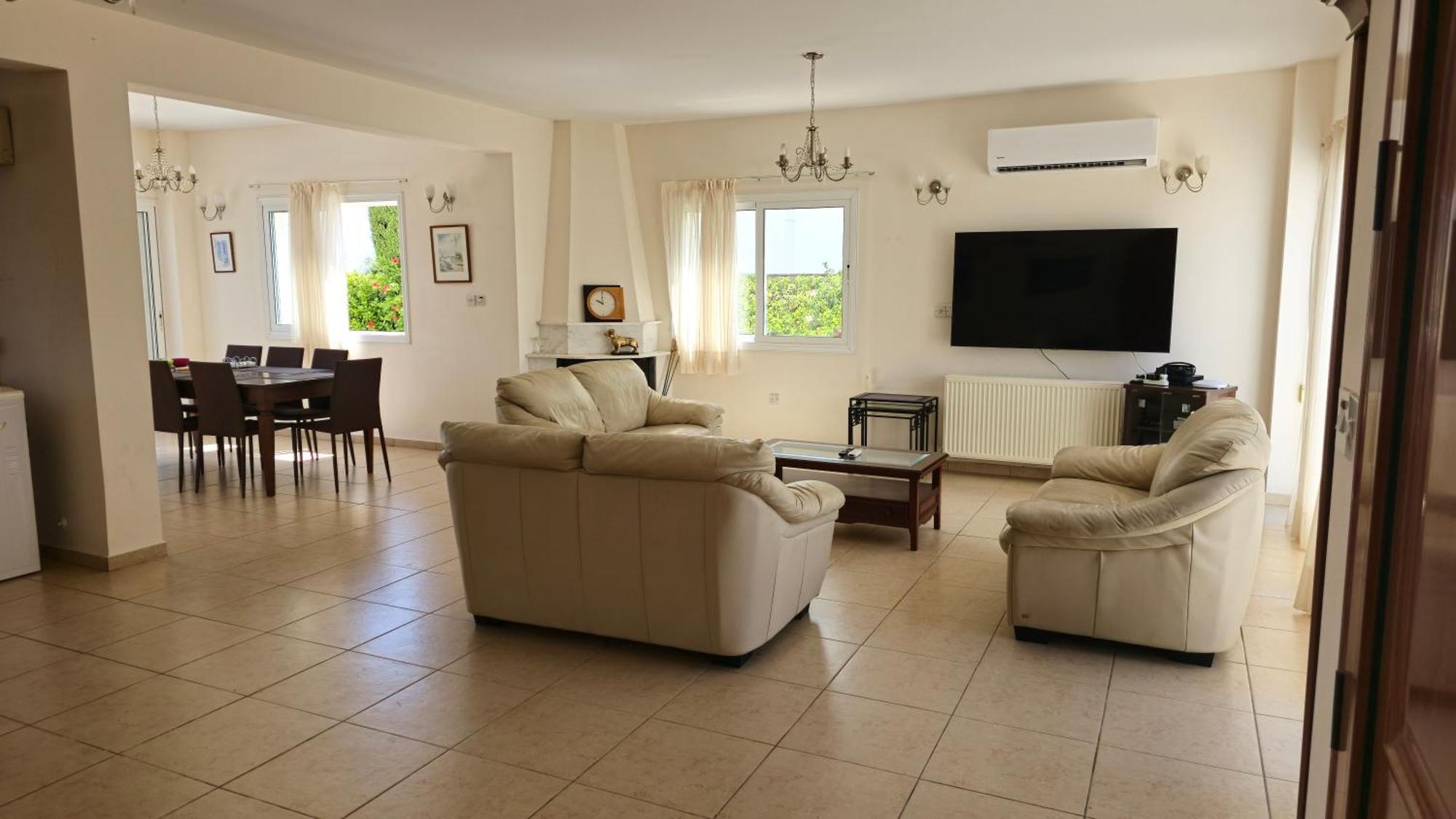Villa Dafni Paralimni Exterior photo